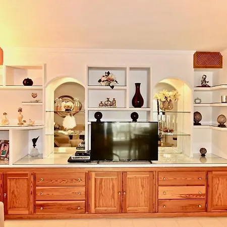 Apartment On The Promenade *