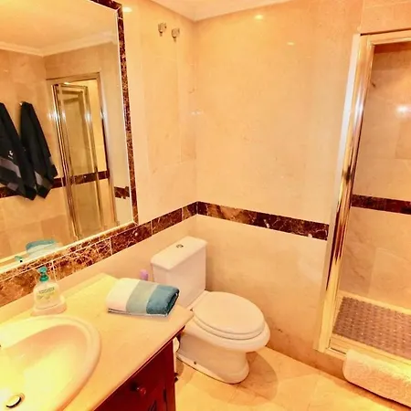 Apartment On The Promenade Marbella