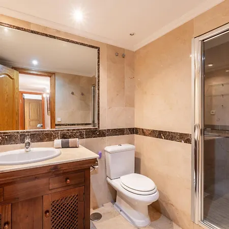 Apartment On The Promenade Marbella